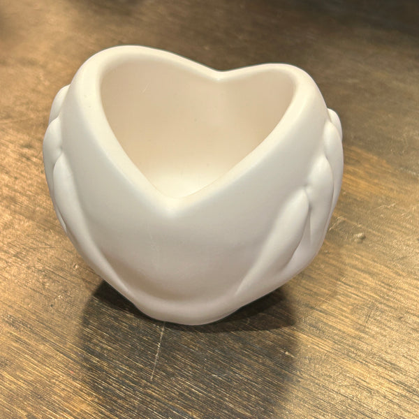 113-53 Heart In Hands Vase - Flickering Aromas