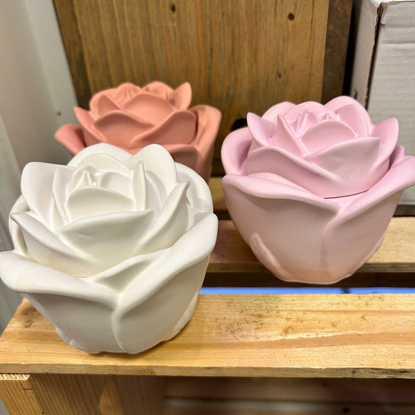 113-02 Rose Jars - Flickering Aromas