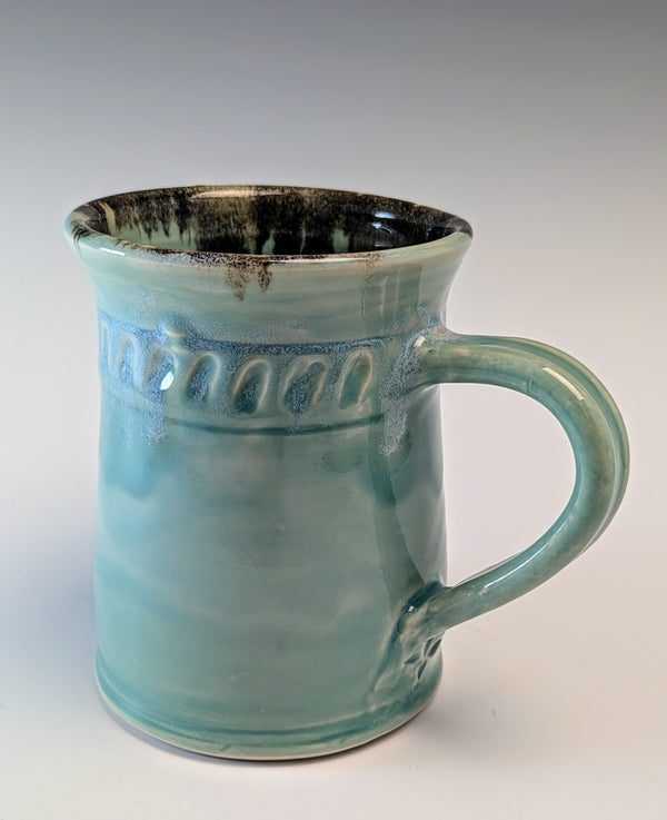 075-12 Cups & Mugs - Elizabeth's Clay Vision