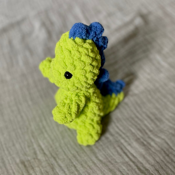 096-23 Dinos - Willing Hands Crochet