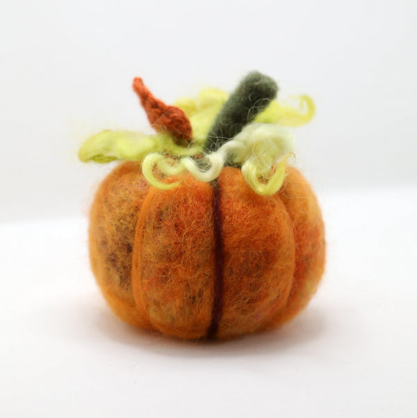 116-12 Felted Pumpkins - Elaine Grandon Fibre Arts - Painted Door on Main