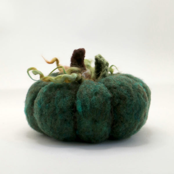 116-12 Felted Pumpkins - Elaine Grandon Fibre Arts - Painted Door on Main