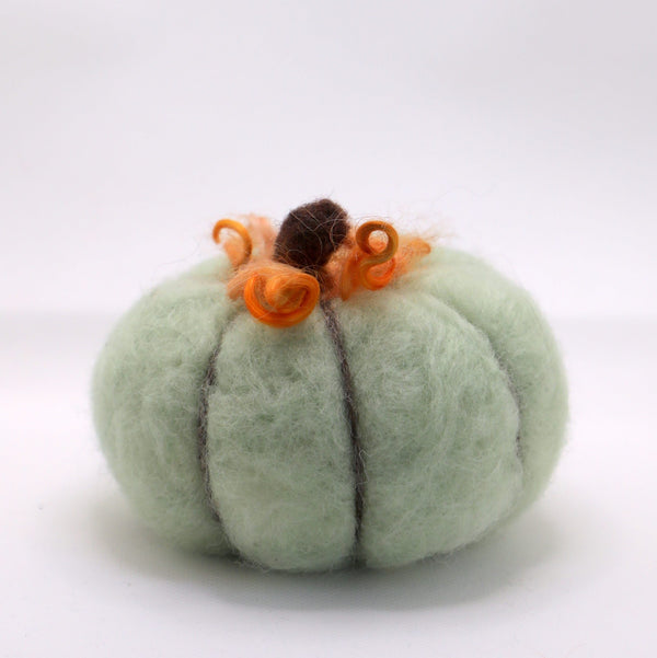 116-12 Felted Pumpkins - Elaine Grandon Fibre Arts